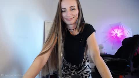 Snapshot of rainleiwa chatting on September 22, 3:47 pm Call me Lei online show from September 22, 3:47 pm