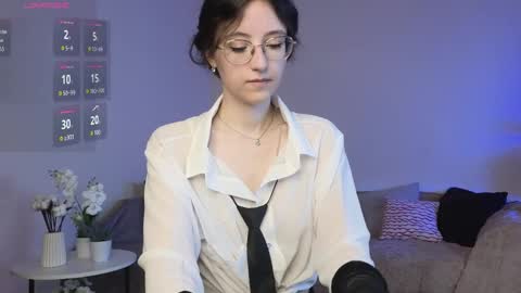 rainybella online show from May 15, 7:15 am