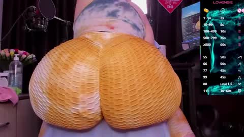 Laura online show from March 1, 4:15 am