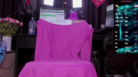 Laura online show from December 21, 3:46 am