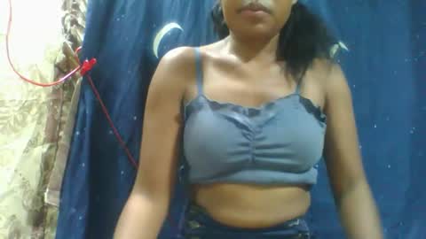 raissalove688460 online show from June 6, 2:27 am