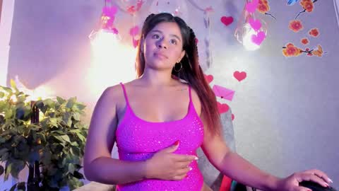  Nina  online show from February 13, 12:50 am