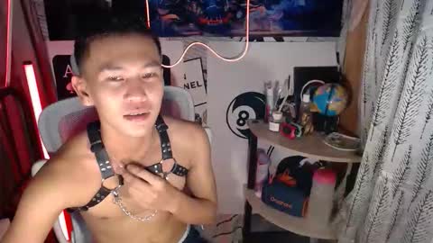 ralfhuge24 online show from February 24, 2:15 pm