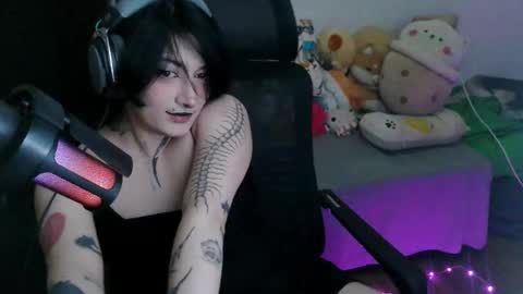Snapshot of raliiya chatting on October 5, 3:21 pm Raliiya online show from October 5, 3:21 pm