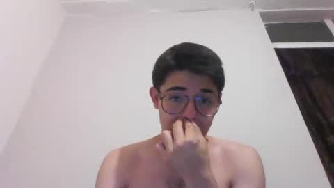 Snapshot of ralphillips25 chatting on September 13, 5:07 am ralphillips25 online show from September 13, 5:07 am