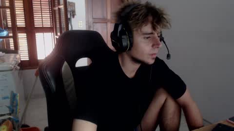 Ramiro online show from March 1, 7:59 pm