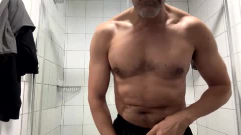 Snapshot of ramix95 chatting on September 29, 5:29 pm ramix95 online show from September 29, 5:29 pm