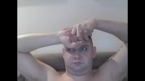 Snapshot of ramon0688 chatting on February 15, 9:15 pm Ramon online show from February 15, 9:15 pm