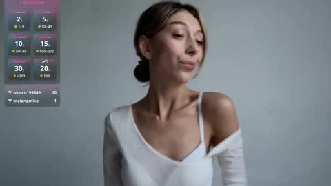 ramona_tom online show from September 22, 5:20 am