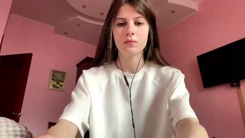 Anna online show from July 1, 9:22 am