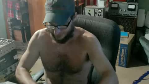 Snapshot of randalltotazz chatting on July 4, 6:03 pm Randall online show from July 4, 6:03 pm