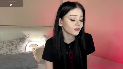 Snapshot of randiburt chatting on November 5, 4:07 pm Luna online show from November 5, 4:07 pm
