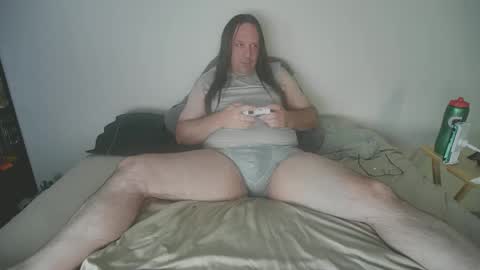 Snapshot of rando1235 chatting on September 21, 12:01 am rando1235 online show from September 21, 12:01 am