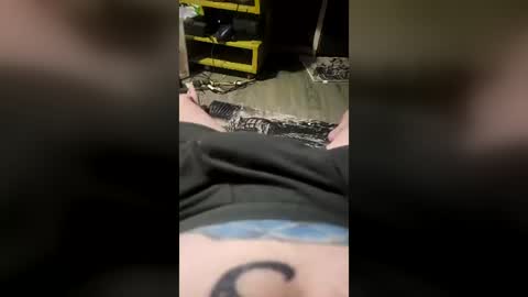 randombritdude2077 online show from June 18, 8:58 am
