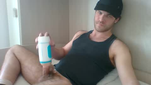 randomguy_42 online show from March 9, 12:09 pm