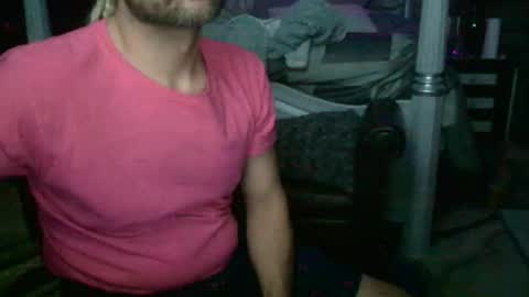 Snapshot of randybater8in chatting on February 17, 1:46 am Randy8inbater online show from February 17, 1:46 am