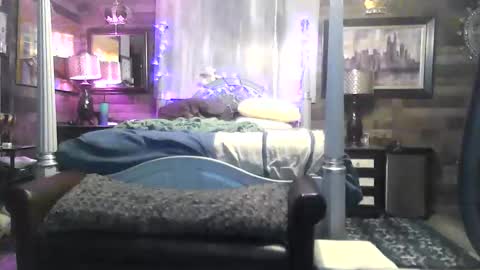 Snapshot of randybater8in chatting on February 19, 12:01 pm Randy8inbater online show from February 19, 12:01 pm