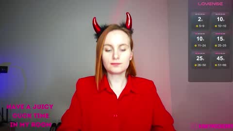 Snapshot of randycherry chatting on October 30, 1:01 pm Cherry Miss Cherry online show from October 30, 1:01 pm