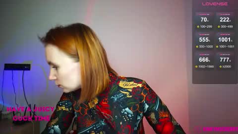 Snapshot of randycherry chatting on November 18, 2:32 pm Cherry Miss Cherry online show from November 18, 2:32 pm