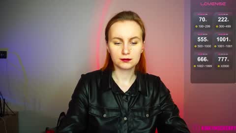 Snapshot of randycherry chatting on November 24, 3:01 pm Cherry Miss Cherry online show from November 24, 3:01 pm