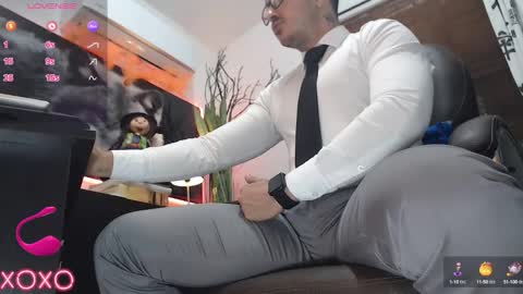 randylukehot online show from October 12, 9:41 am