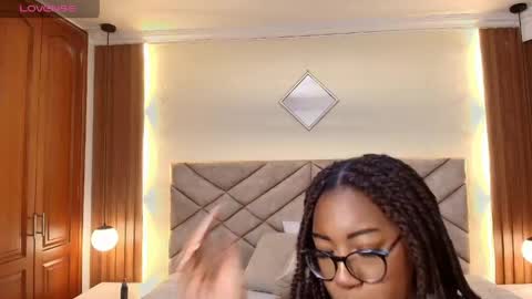 Snapshot of raqueljones_ chatting on April 28, 12:21 pm Raquel online show from April 28, 12:21 pm