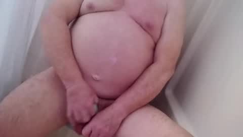 Snapshot of rasbearingsly chatting on March 18, 3:59 pm Rasbear online show from March 18, 3:59 pm