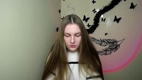 raspberry0101 online show from January 4, 7:13 pm