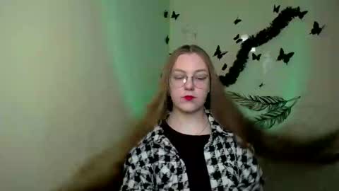 raspberry0101 online show from February 7, 2:04 pm