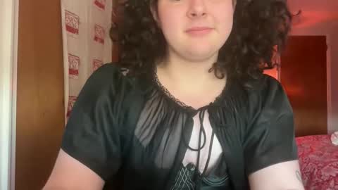 Snapshot of raspberrytommy chatting on April 7, 5:57 pm Tommy online show from April 7, 5:57 pm