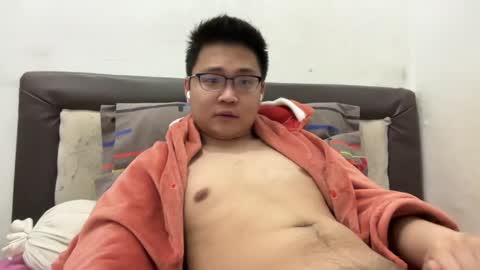 randomnaut online show from May 15, 6:59 pm
