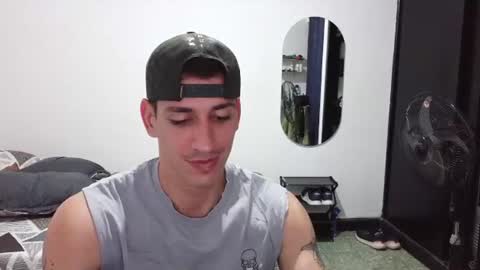 Raul online show from August 1, 11:03 pm