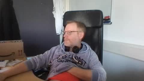 Raunchy me online show from December 15, 2:32 pm