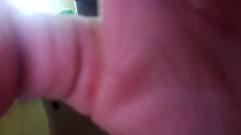 rauulf000 online show from May 2, 8:41 am