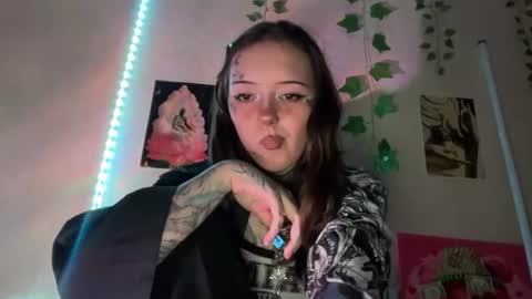 raven_armor online show from June 30, 5:58 pm