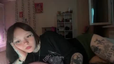 raven_armor online show from July 18, 7:06 pm