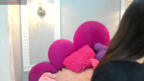 raven_loove online show from May 21, 8:05 pm