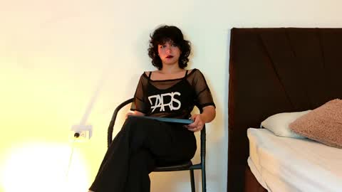 Snapshot of raven_oa chatting on May 12, 11:40 am online show from May 12, 11:40 am