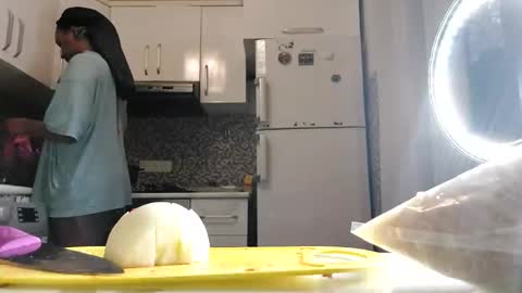 Snapshot of ravenbby chatting on March 25, 11:22 pm ravenbby online show from March 25, 11:22 pm