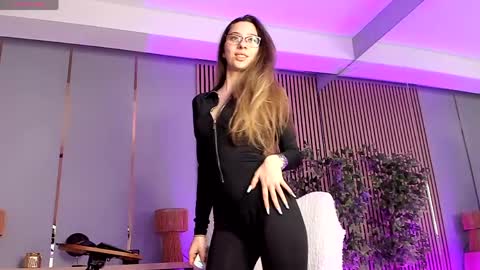 Raven online show from March 31, 4:02 am