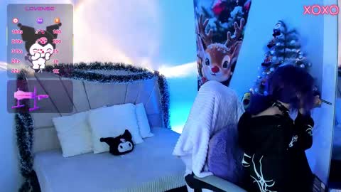 ravencollen online show from December 18, 7:53 pm