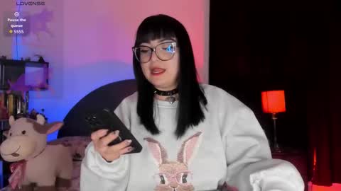 Snapshot of ravendark_666 chatting on March 19, 2:26 am Raven online show from March 19, 2:26 am