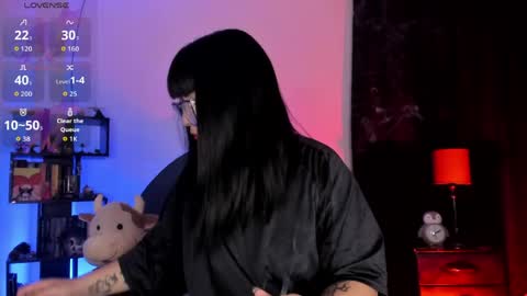 Snapshot of ravendark_666 chatting on April 2, 2:31 am Raven online show from April 2, 2:31 am