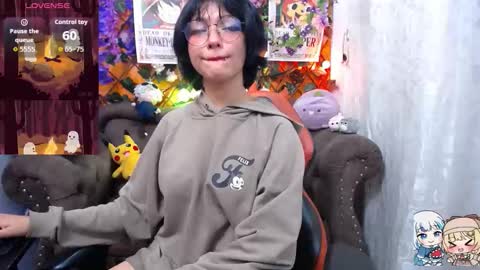 RavenN  online show from October 14, 11:33 am