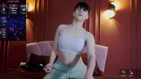 Snapshot of ravenryx chatting on April 2, 4:48 pm RavenRyx online show from April 2, 4:48 pm