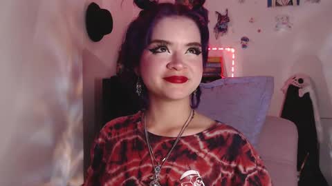 Snapshot of raventh_ chatting on February 25, 4:35 am raventh_ online show from February 25, 4:35 am
