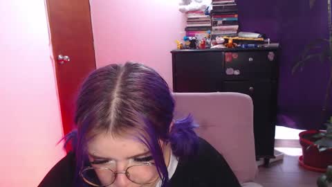 Snapshot of raventh_ chatting on September 12, 3:56 pm raventh_ online show from September 12, 3:56 pm