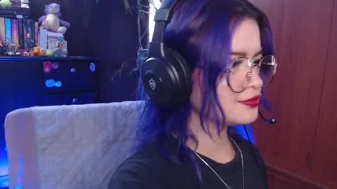 Snapshot of raventh_ chatting on September 27, 6:13 pm raventh_ online show from September 27, 6:13 pm