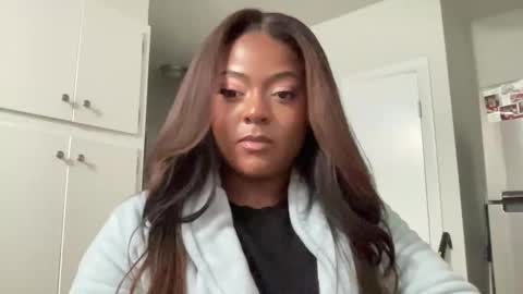 raventhebigbodybitch online show from January 31, 12:17 am