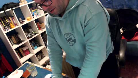 ravingr3d3 online show from January 16, 10:12 pm